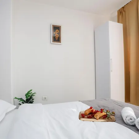 Calea Victoriei Old Town 2 *