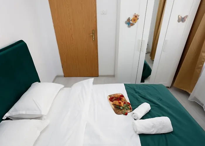 Apartmán Calea Victoriei Old Town 2 *